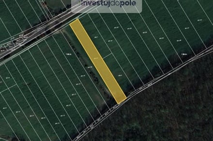 Prodej pole 2 689 m², Nučice