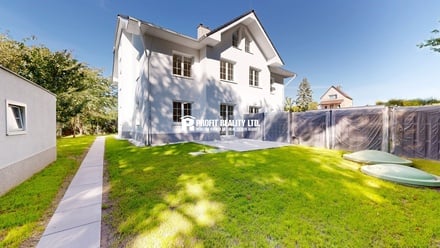 Prodej rodinného domu 406 m², Praha - Lipence