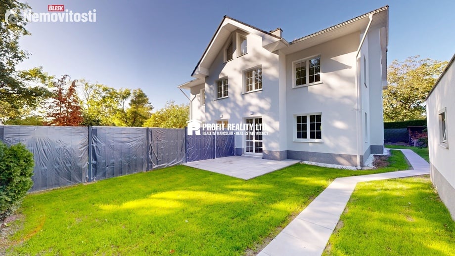 Prodej rodinného domu 406 m², Praha - Lipence