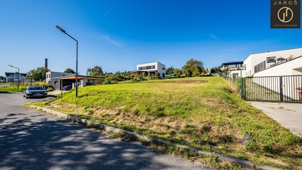 Prodej stavebního pozemku 1 000 m², Kladno