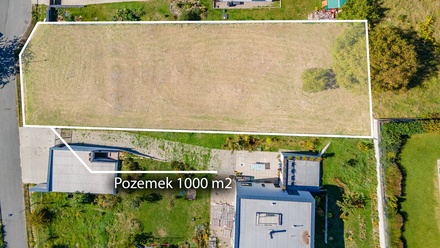 Prodej stavebního pozemku 1 000 m², Kladno