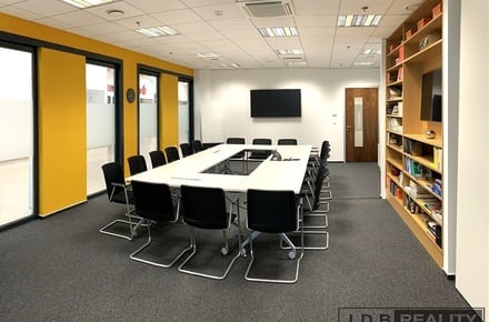 Pronájem kanceláře 75 m², Praha - Ruzyně