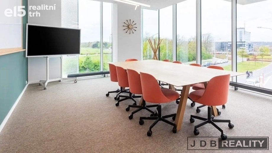 Pronájem kanceláře 75 m², Praha - Nusle
