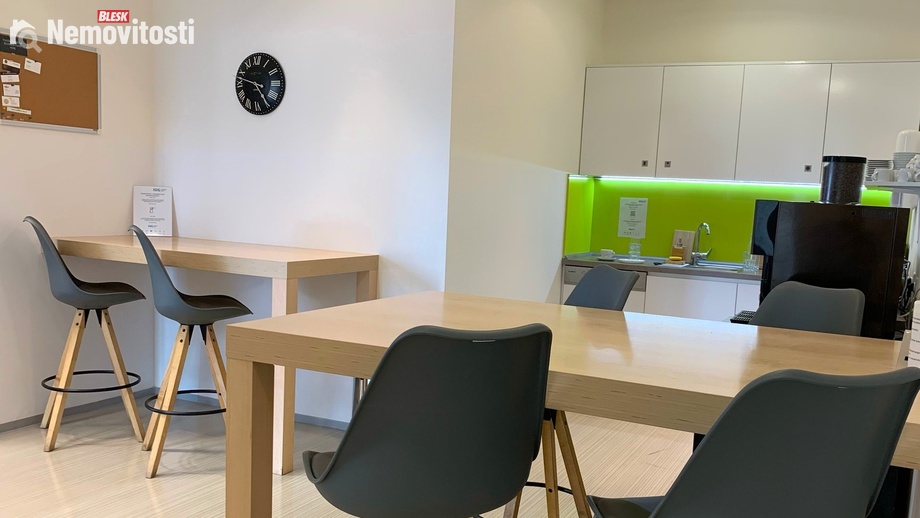 Pronájem kanceláře 10 m², Praha - Nusle