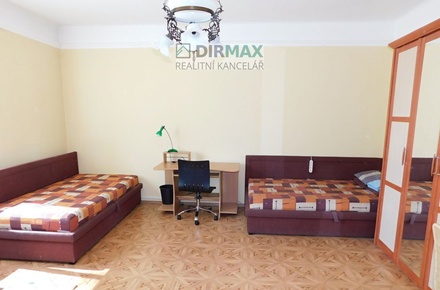 Pronájem atypického bytu 24 m², Plzeň 2-Slovany