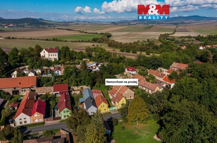 Prodej rodinného domu 240 m², Počedělice