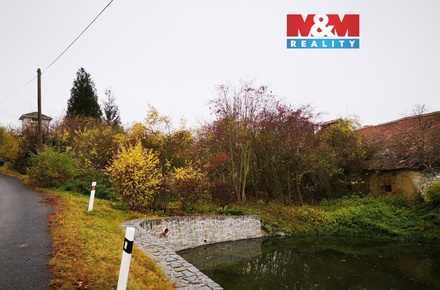 Prodej specifického pozemku 611 m², Měcholupy