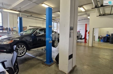 Prodej výrobního prostoru 180 m², Praha-Zličín