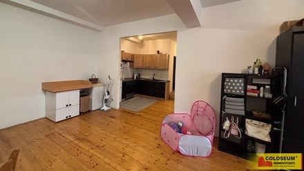 Pronájem bytu 2+kk 73 m², Lysice