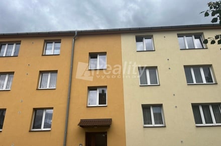 Prodej bytu 3+1 75 m², Třeboň II