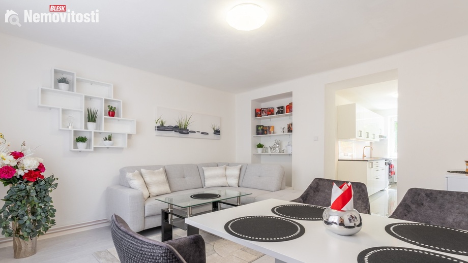 Pronájem bytu 2+1 52 m², Teplice