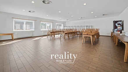 Prodej restaurace 797 m², Dobšice