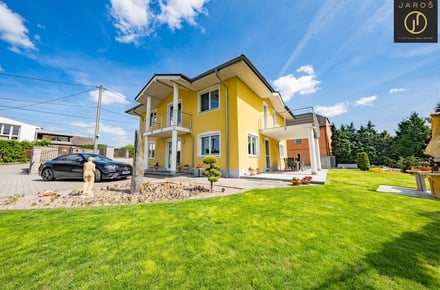 Prodej rodinného domu 315 m², Dalovice - Všeborovice