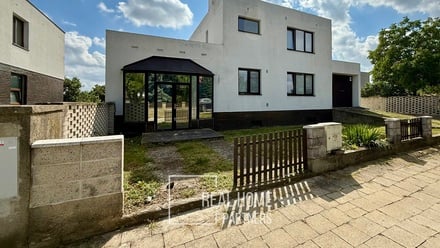 Prodej rodinného domu 175 m², Moravany