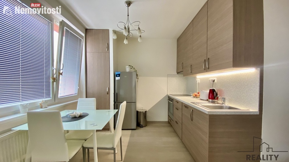 Pronájem bytu 1+1 33 m², Brno-Bystrc