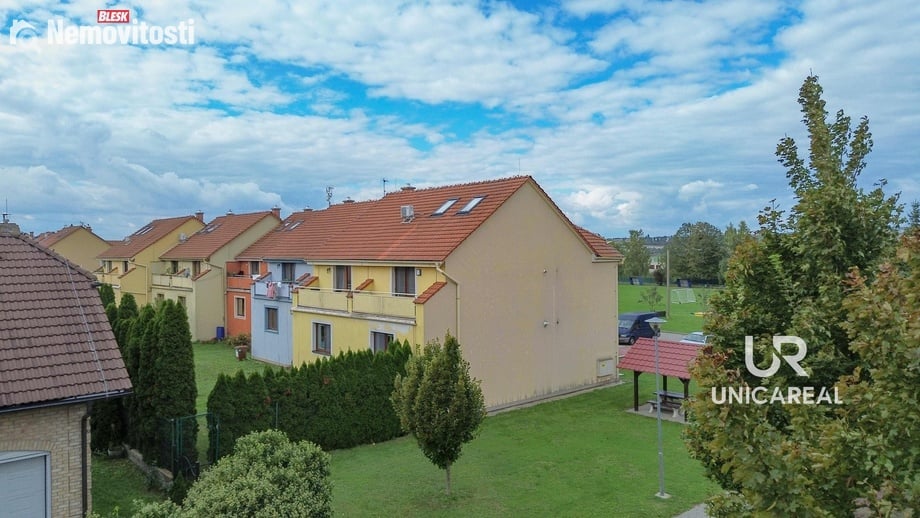 Prodej bytu 3+kk 71 m², Velešovice