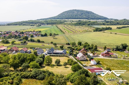 Prodej stavebního pozemku 2 987 m², Ctiněves