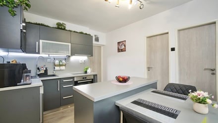 Prodej rodinného domu 180 m², Poličná