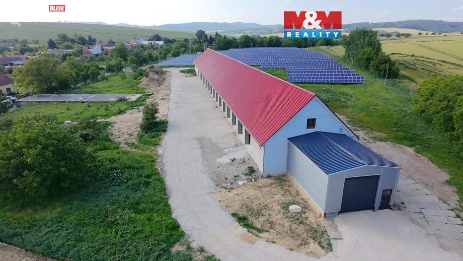 Pronájem skladu 500 m², Újezdec