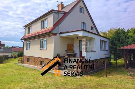 Prodej rodinného domu 221 m², Semčice