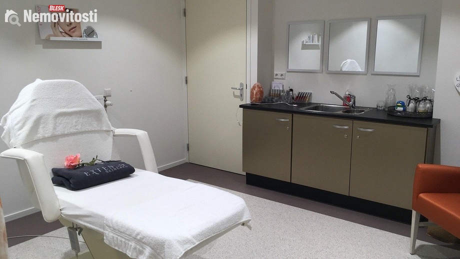 Pronájem obchodního prostoru 11 m², Kladno