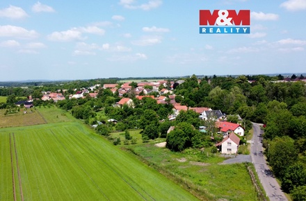 Prodej stavebního pozemku 1 134 m², Mělnické Vtelno