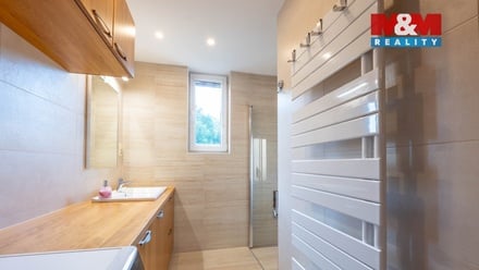 Prodej rodinného domu 260 m², Březnice