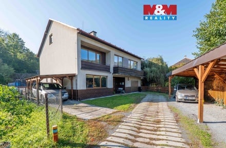 Prodej rodinného domu 260 m², Březnice