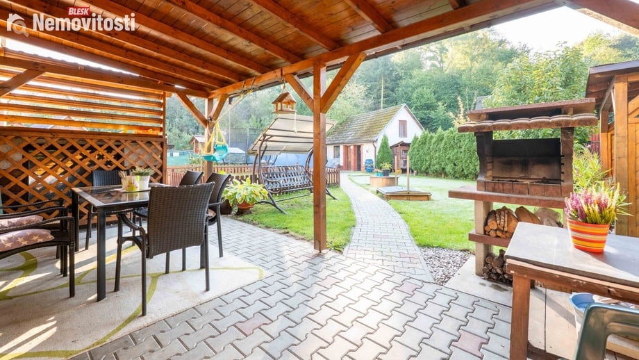 Prodej rodinného domu 260 m², Březnice