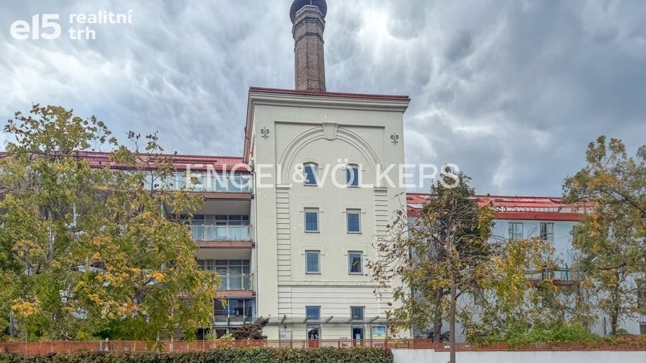 Pronájem kanceláře 68 m², Praha - Vinohrady