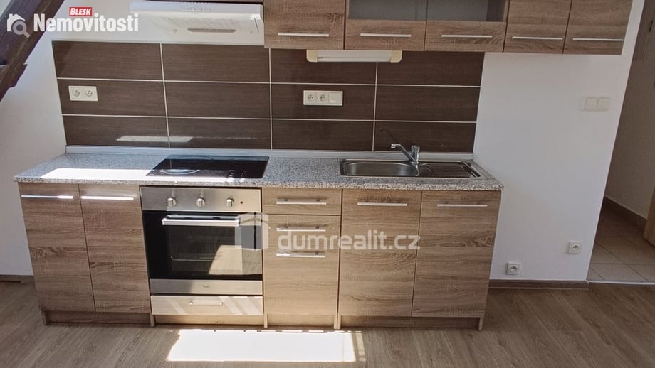 Pronájem bytu 2+1 58 m², Česká Kamenice