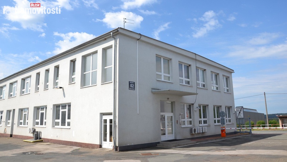 Pronájem obchodního prostoru 180 m², Červený Kostelec