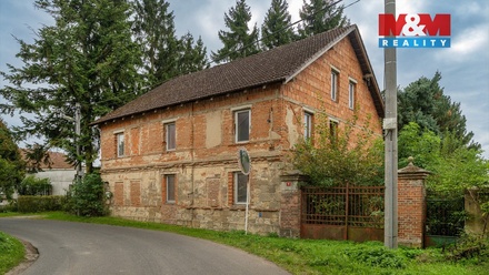 Prodej rodinného domu 250 m², Kadlín