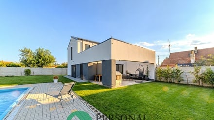 Prodej rodinného domu 177 m², Vraňany