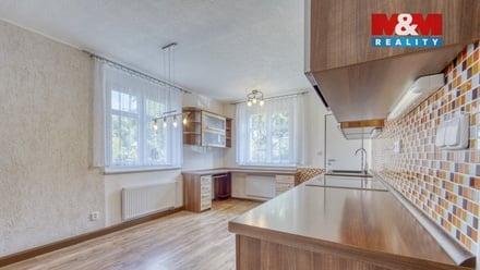 Prodej bytu 3+1 75 m², Aš