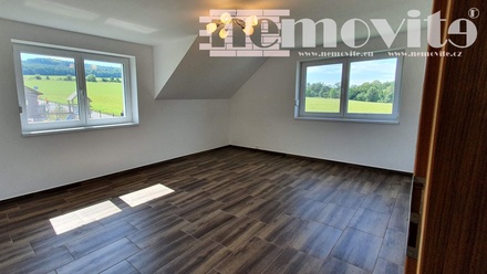 Pronájem rodinného domu 154 m², Svinaře