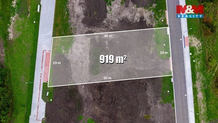 Prodej stavebního pozemku 919 m², Sadská