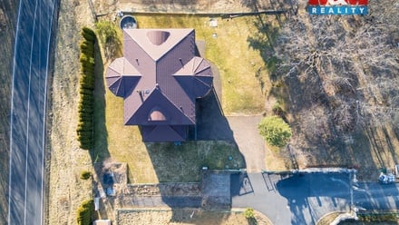 Prodej rodinného domu 376 m², Nová Role