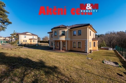 Prodej rodinného domu 376 m², Nová Role