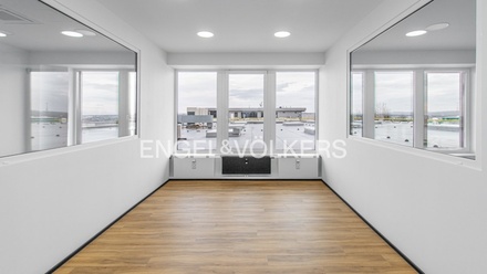 Pronájem skladu 147 m², Modletice