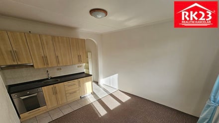 Pronájem bytu 1+kk 20 m², Mariánské Lázně - Úšovice