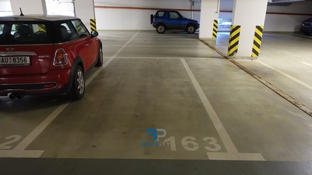 Pronájem garážového stání 13 m², Praha - Dejvice