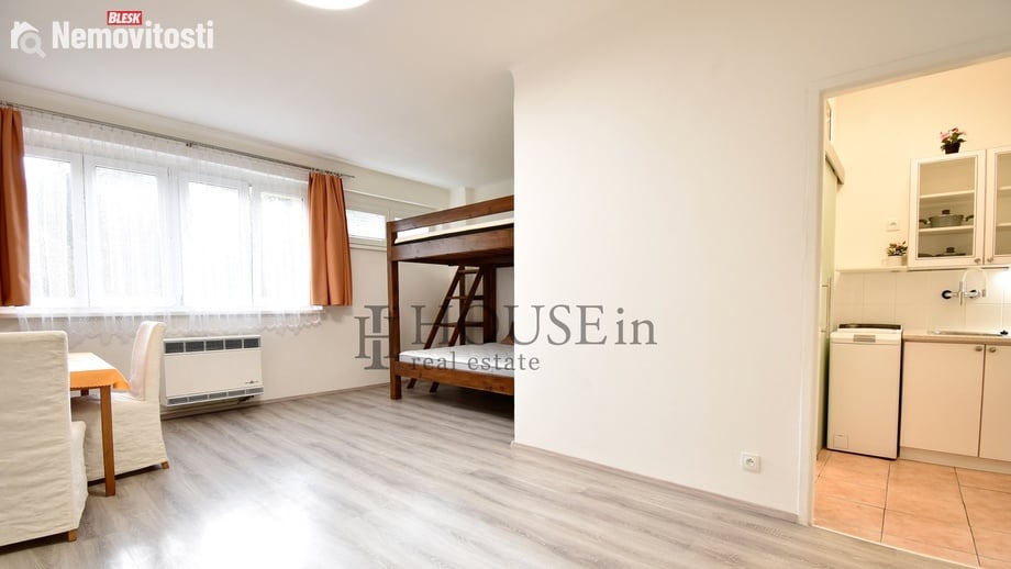 Pronájem bytu 1+1 34 m², Praha - Krč