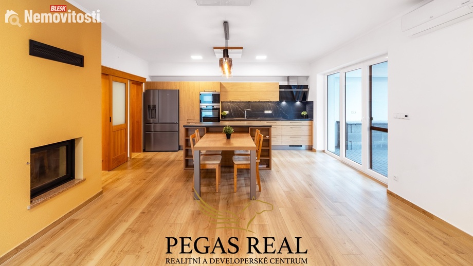 Prodej rodinného domu 197 m², Tvořihráz