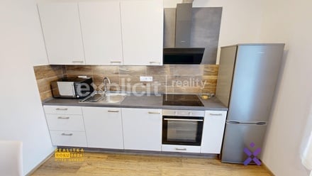 Pronájem bytu 1+kk 26 m², Zlín