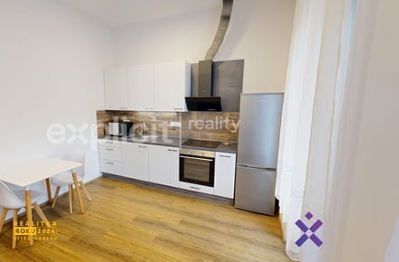 Pronájem bytu 1+kk 26 m², Zlín