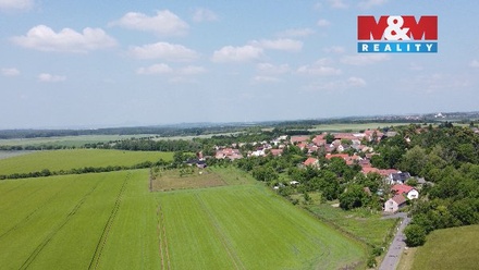 Prodej stavebního pozemku 1 024 m², Mělnické Vtelno