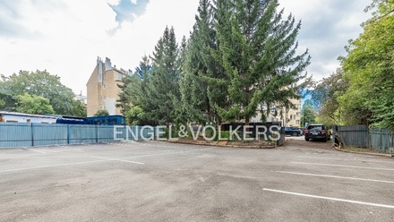 Pronájem komerční nemovitosti 350 m², Praha - Libeň