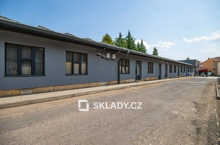 Pronájem skladu 300 m², Hořice