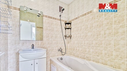 Prodej bytu 3+1 60 m², Kadaň